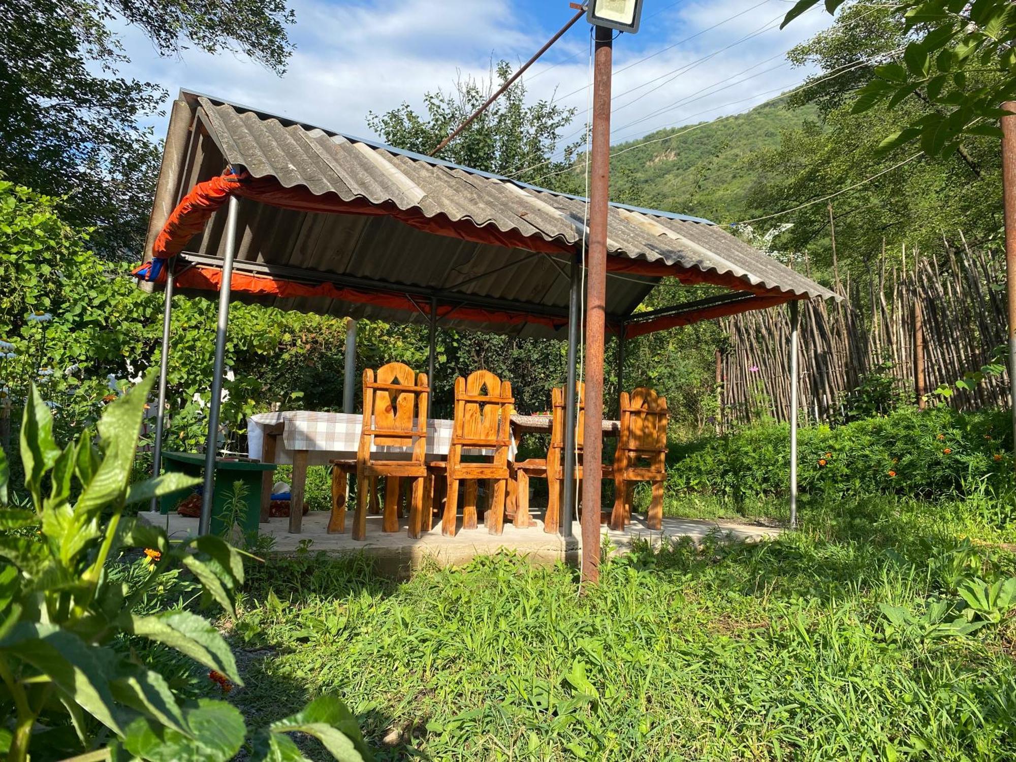Hotel Tereza Glamping à Sanain Extérieur photo
